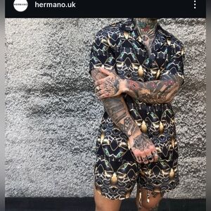 Men's Black Patterned Shorts And Shirt.